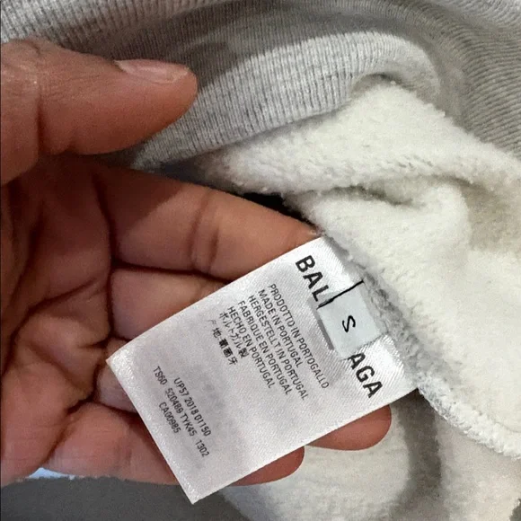 Balenciaga Light Gray Crewneck Sweatshirt with Black Logo - Picture 4 of 5